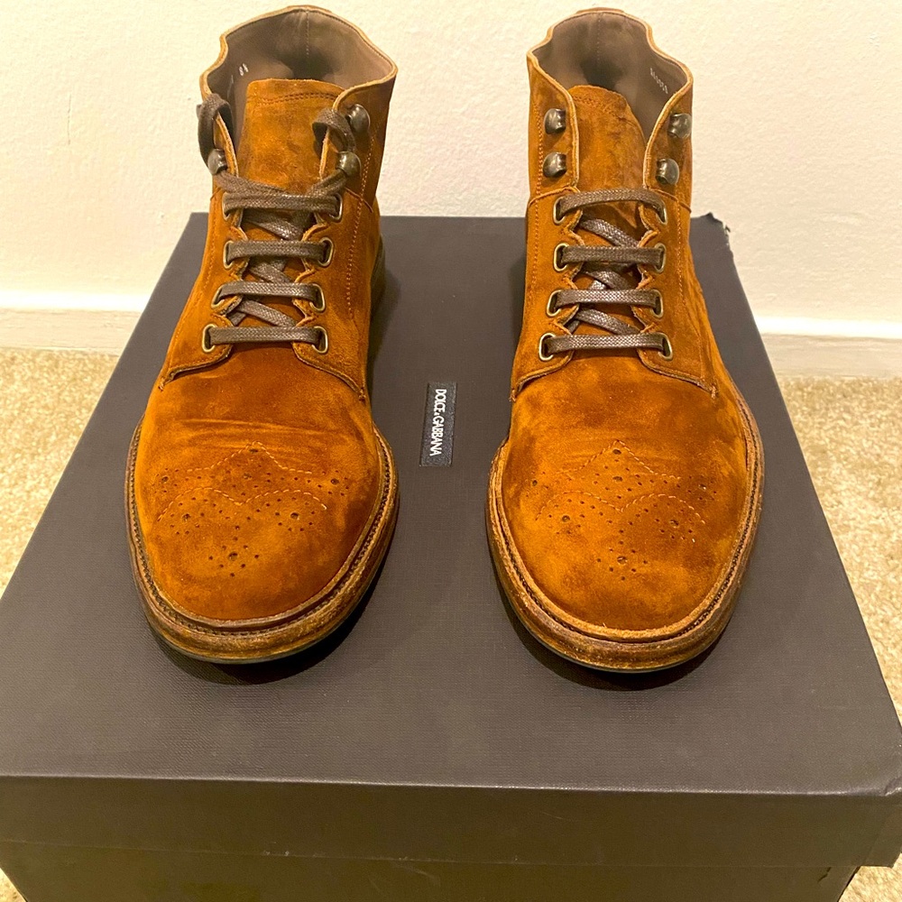 Dolce & Gabbana marsala boots in very good condition